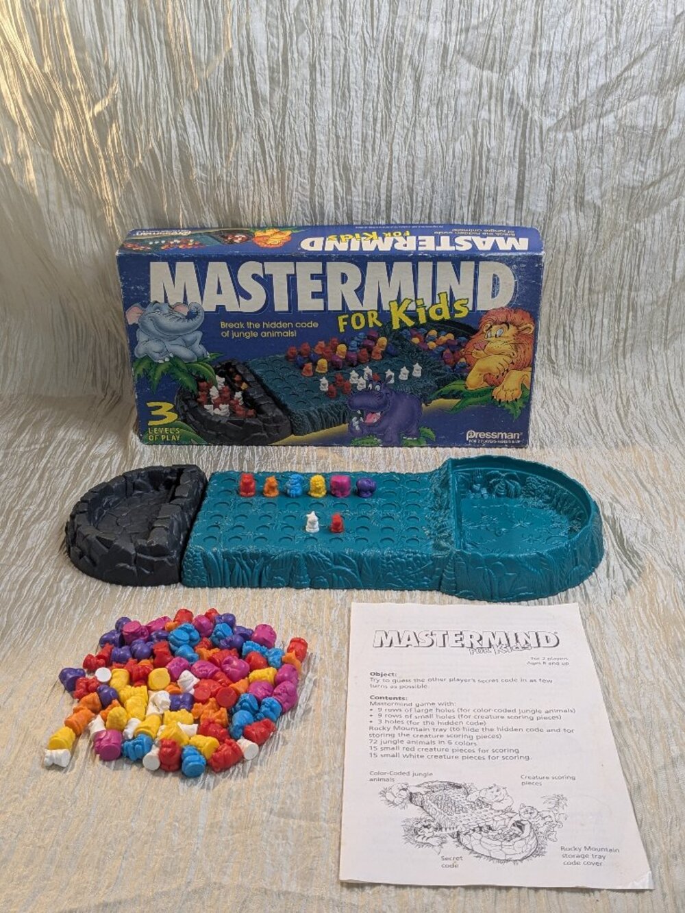 Pressman 1995 Mastermind For Kids Codemaker vs. Codebreaker Board Game -2 pieces